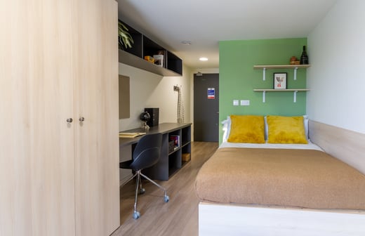 Platinum En Suite